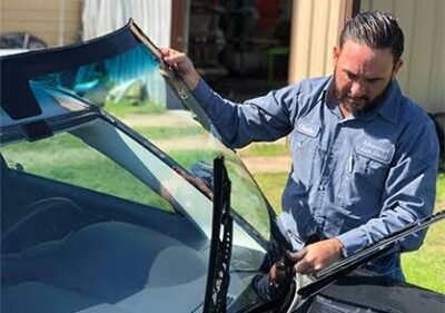 Why Mobile Windshield Replacement is Replacing the Traditional Auto Glass Shop